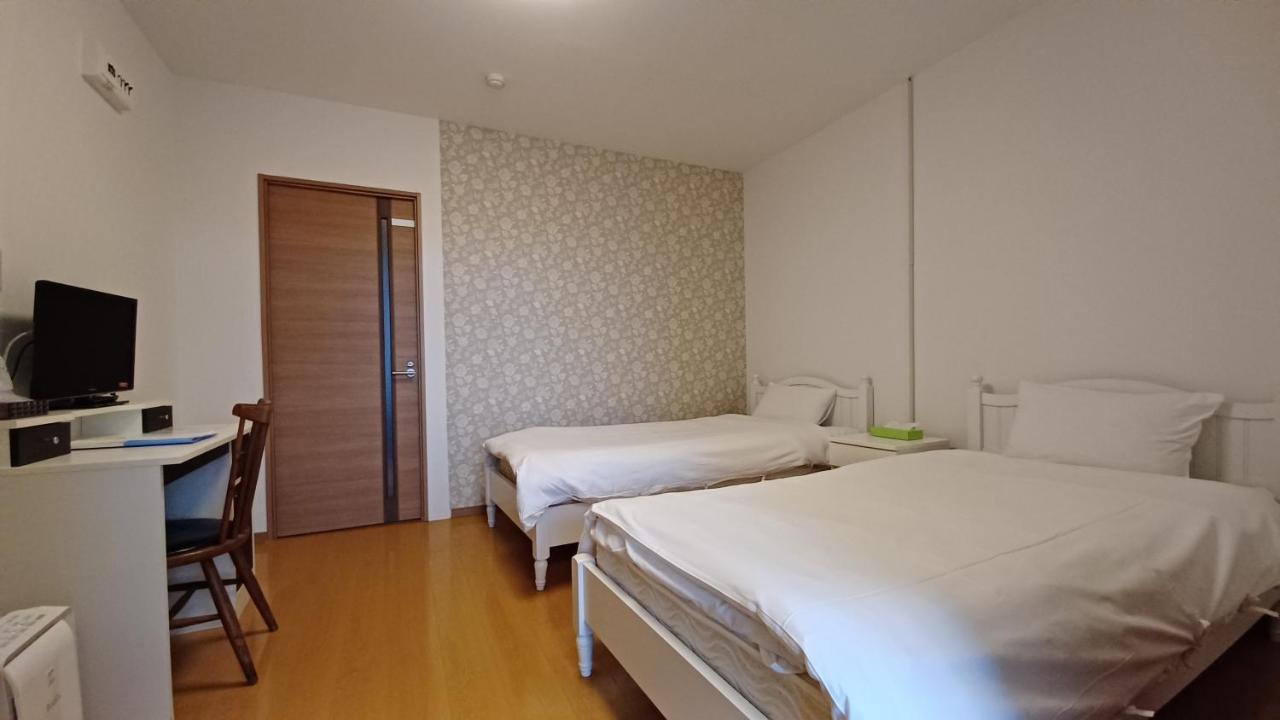Hotel Swan Lake Nagara Nagara  Zewnętrze zdjęcie